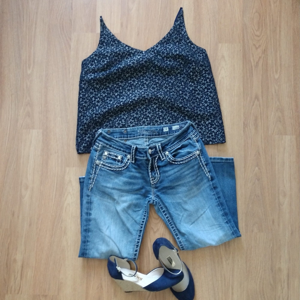 Banana republic lace top